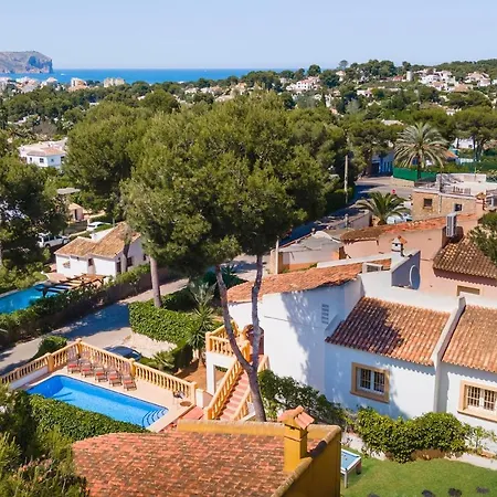 Villa Naranja Blanca By