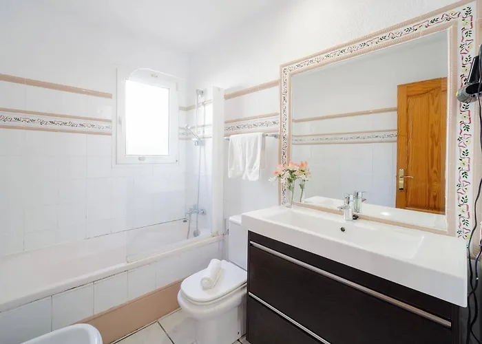 Villa Naranja Blanca By *